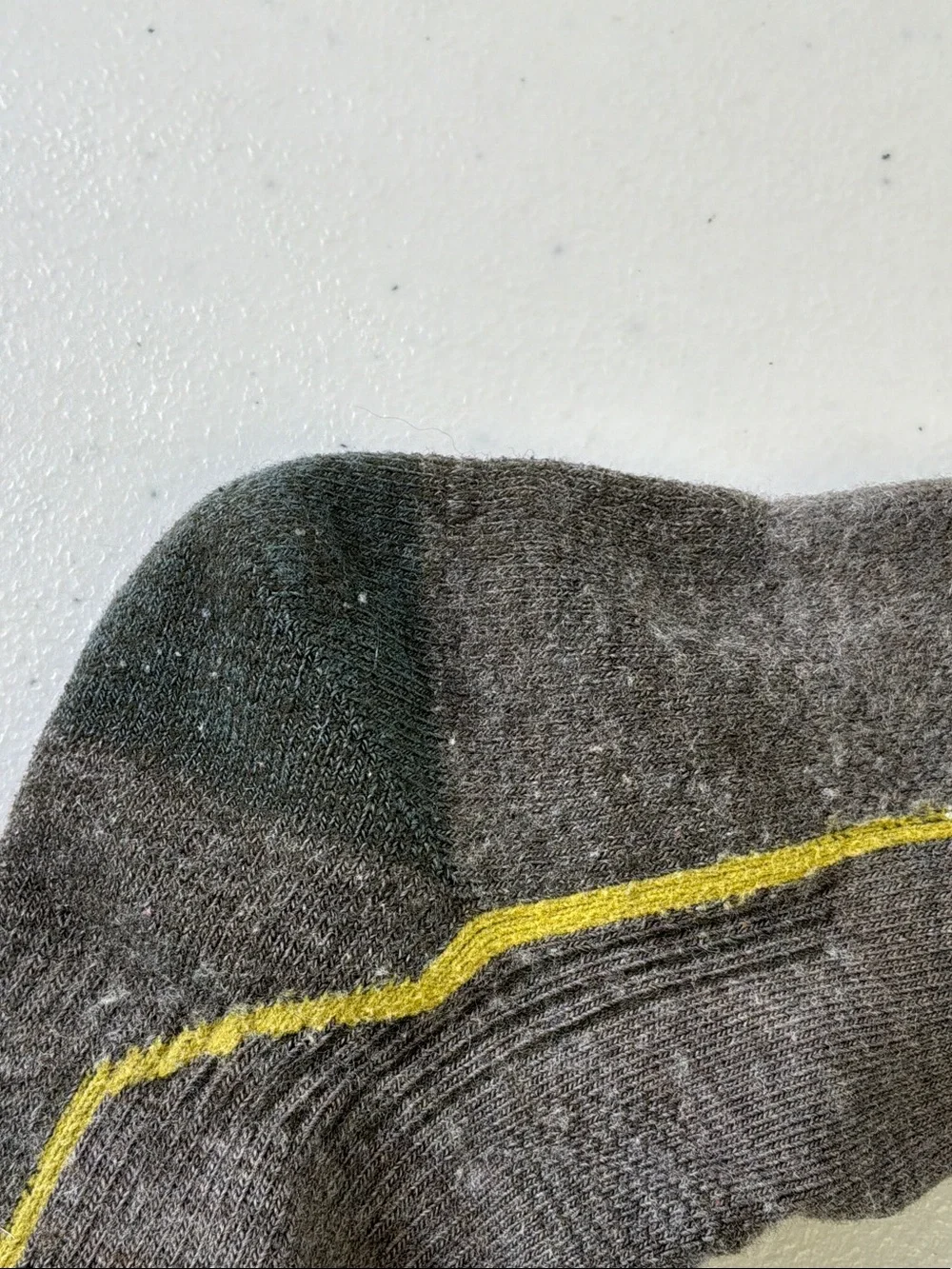 Darn Tough Lot of 3 Merino Sz M 1/4 socks